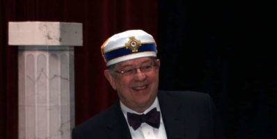 Robert G Davis